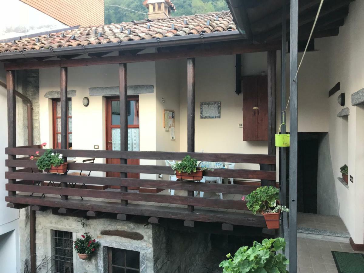 La corte del pane Valbrona Esterno foto